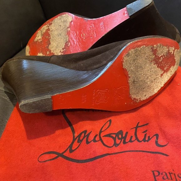 ADORABLE brown suede lace up Louboutin Red Bottom COPMFORTABLE booties 38 1/2 - Picture 4 of 9